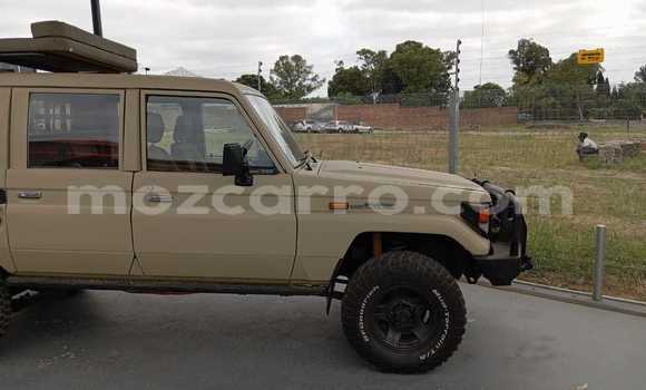 Buy Used Toyota Land Cruiser White Car in Beira in Sofala Buy Used Toyota Land Cruiser White Car in Beira in Sofala