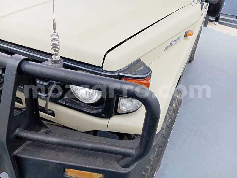Big with watermark toyota land cruiser sofala beira 40329