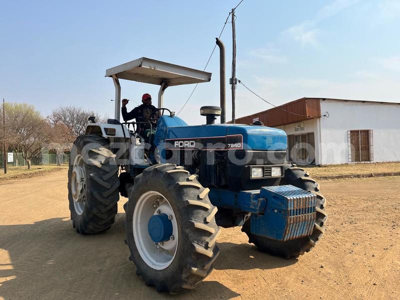 Big with watermark ford e 150 cargo van maputo maputo 40330