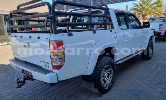 Buy Used Mazda BT-50 White Car in Nampula in Nampula Buy Used Mazda BT-50 White Car in Nampula in Nampula