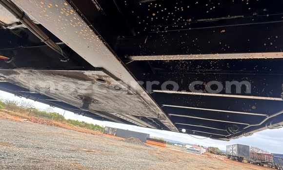 Buy Used DAF CF Blue Truck in Maputo in Maputo Buy Used DAF CF Blue Truck in Maputo in Maputo