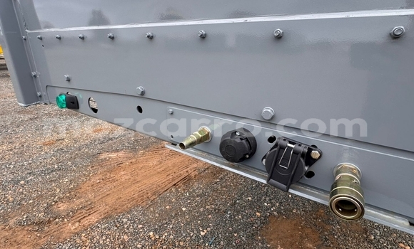 Buy Used DAF CF Blue Truck in Maputo in Maputo Buy Used DAF CF Blue Truck in Maputo in Maputo