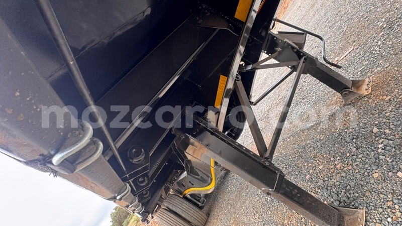 Big with watermark daf cf maputo maputo 40333