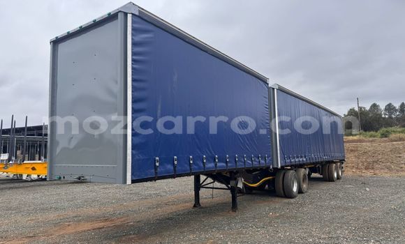 Buy Used DAF CF Blue Truck in Maputo in Maputo Buy Used DAF CF Blue Truck in Maputo in Maputo