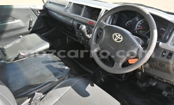 Buy Used Toyota Dyna White Truck in Quelimane in Zambezia Buy Used Toyota Dyna White Truck in Quelimane in Zambezia