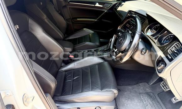 Comprar Usado Volkswagen Golf R Branco Carro em Maputo em Maputo Comprar Usado Volkswagen Golf R Branco Carro em Maputo em Maputo
