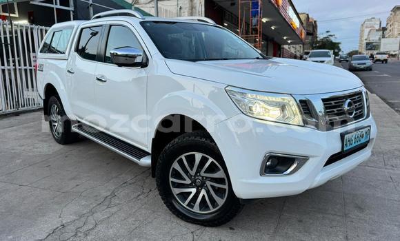 Comprar Usado Nissan Navara Branco Carro em Maputo em Maputo Comprar Usado Nissan Navara Branco Carro em Maputo em Maputo