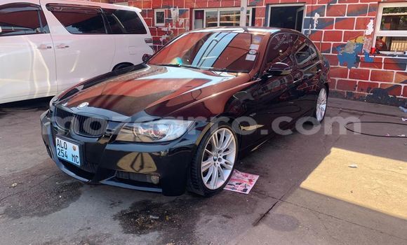 Comprar Usado BMW 3-Series Preto Carro em Maputo em Maputo Comprar Usado BMW 3-Series Preto Carro em Maputo em Maputo