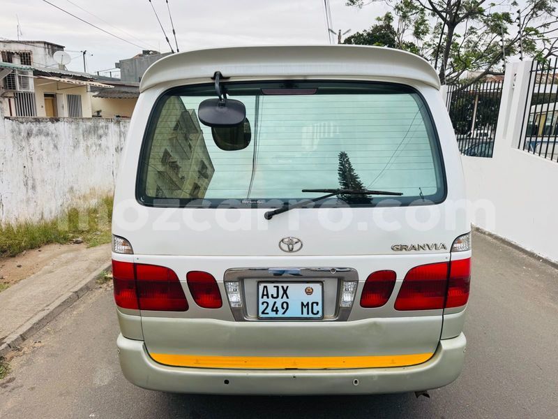 Big with watermark toyota grand hiace maputo maputo 40352