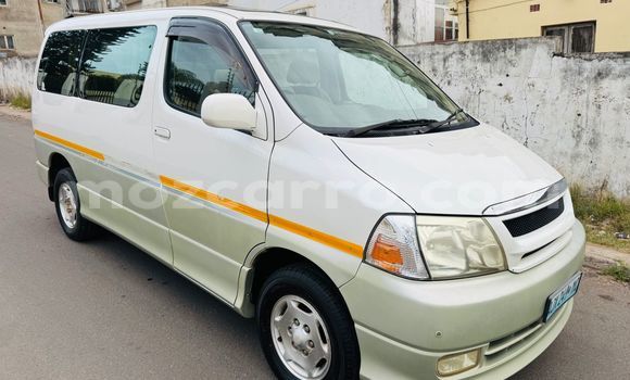 Buy Used Toyota Grand HiAce Blue Car in Maputo in Maputo Buy Used Toyota Grand HiAce Blue Car in Maputo in Maputo