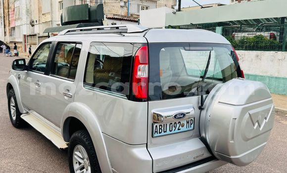 Comprar Usado Ford Everest Branco Carro em Maputo em Maputo Comprar Usado Ford Everest Branco Carro em Maputo em Maputo