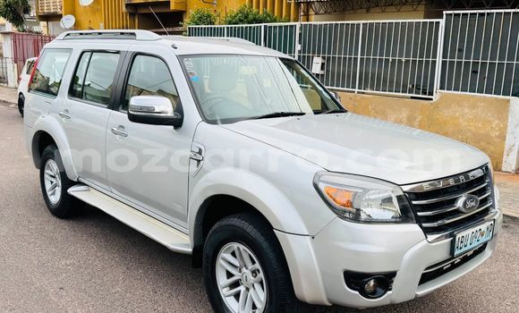 Comprar Usado Ford Everest Branco Carro em Maputo em Maputo Comprar Usado Ford Everest Branco Carro em Maputo em Maputo