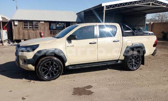 Buy Used Toyota Hilux Brown Car in Maputo in Maputo Buy Used Toyota Hilux Brown Car in Maputo in Maputo