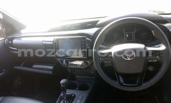 Buy Used Toyota Hilux Brown Car in Maputo in Maputo Buy Used Toyota Hilux Brown Car in Maputo in Maputo