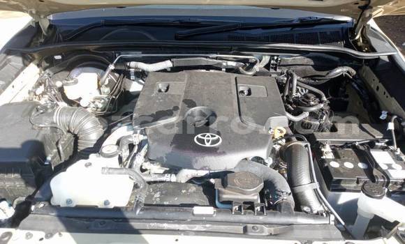 Buy Used Toyota Hilux Brown Car in Maputo in Maputo Buy Used Toyota Hilux Brown Car in Maputo in Maputo