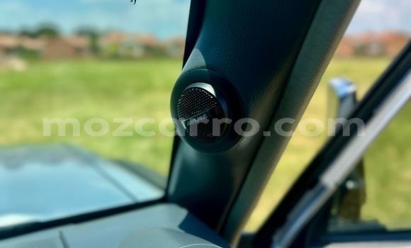 Buy Used Toyota Land Cruiser Blue Car in Maputo in Maputo Buy Used Toyota Land Cruiser Blue Car in Maputo in Maputo