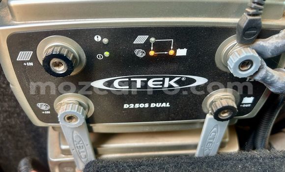 Buy Used Toyota Land Cruiser Blue Car in Maputo in Maputo Buy Used Toyota Land Cruiser Blue Car in Maputo in Maputo