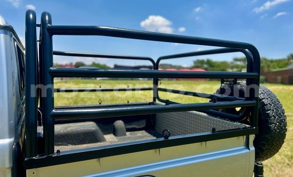 Buy Used Toyota Land Cruiser Blue Car in Maputo in Maputo Buy Used Toyota Land Cruiser Blue Car in Maputo in Maputo