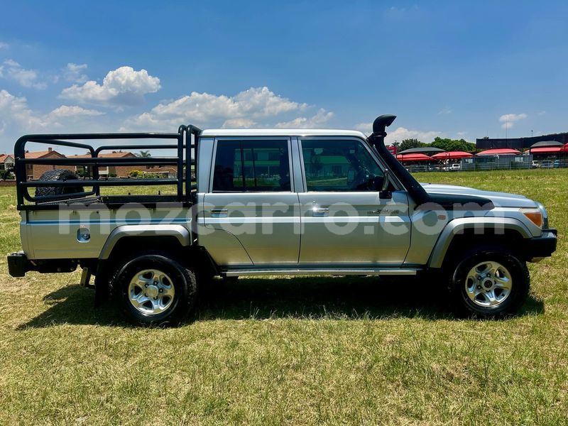 Big with watermark toyota land cruiser maputo maputo 40367