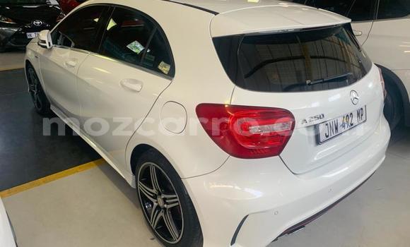 Tenga Tsaru Mercedes‒Benz A-Class Chena Mota in Gilé in Zambezia Tenga Tsaru Mercedes‒Benz A-Class Chena Mota in Gilé in Zambezia