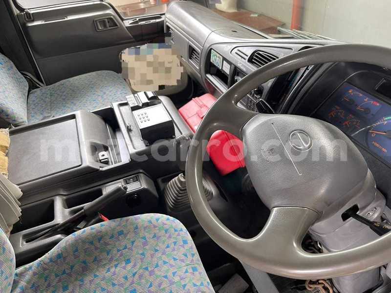 Big with watermark toyota da maputo maputo 40369