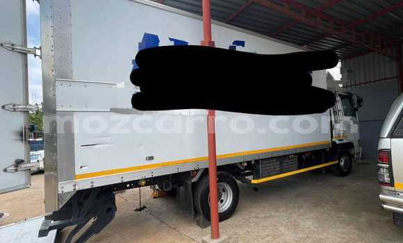 Comprar Usado Toyota DA Branco Caminhão em Maputo em Maputo Comprar Usado Toyota DA Branco Caminhão em Maputo em Maputo