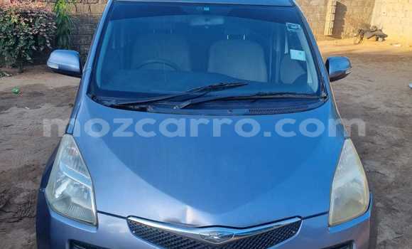 Comprar Usado Toyota Ractis Azul Carro em Maputo em Maputo