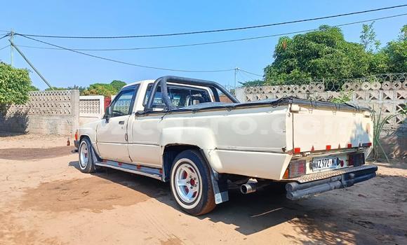 Nunua Ilio tumika Toyota Hilux Nyingine Gari ndani ya Maputo nchini Maputo Nunua Ilio tumika Toyota Hilux Nyingine Gari ndani ya Maputo nchini Maputo