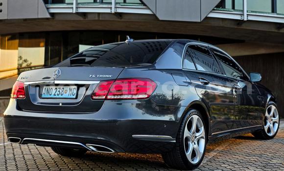 Tenga Tsaru Mercedes-Benz E-Classe Zvimwe Mota in Maputo in Maputo Tenga Tsaru Mercedes-Benz E-Classe Zvimwe Mota in Maputo in Maputo
