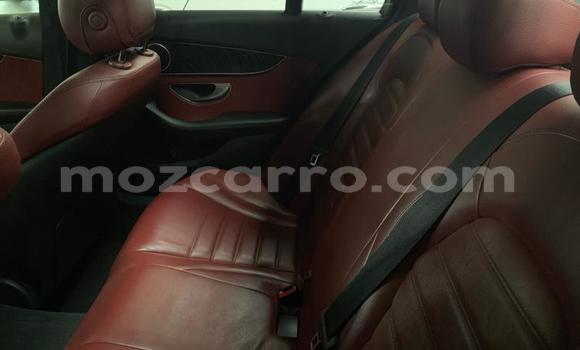 Tenga Tsaru Mercedes‒Benz C-Class Nhema Mota in Gilé in Zambezia Tenga Tsaru Mercedes‒Benz C-Class Nhema Mota in Gilé in Zambezia