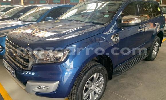 Buy Used Ford Everest Blue Car in Xai-Xai in Gaza Buy Used Ford Everest Blue Car in Xai-Xai in Gaza