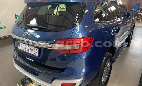 Buy Used Ford Everest Blue Car in Xai-Xai in Gaza Buy Used Ford Everest Blue Car in Xai-Xai in Gaza