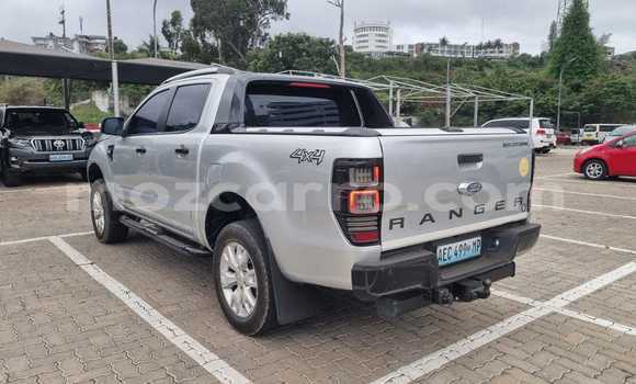 Tenga Tsaru Ford Ranger Zvimwe Mota in Maputo in Maputo Tenga Tsaru Ford Ranger Zvimwe Mota in Maputo in Maputo