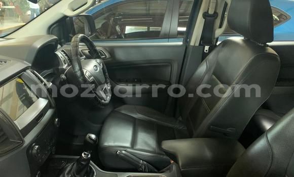 Buy Used Ford Everest Blue Car in Xai-Xai in Gaza Buy Used Ford Everest Blue Car in Xai-Xai in Gaza