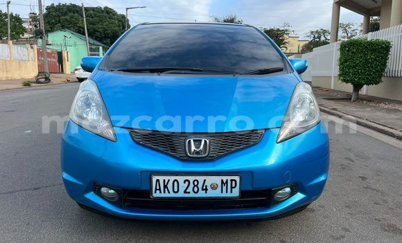 Comprar Usado Honda Fit Azul Carro em Maputo em Maputo