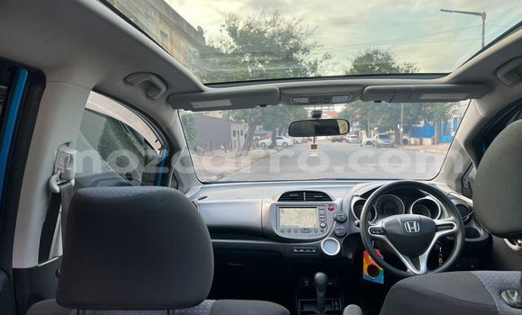Nunua Ilio tumika Honda Fit Bluu Gari ndani ya Maputo nchini Maputo Nunua Ilio tumika Honda Fit Bluu Gari ndani ya Maputo nchini Maputo