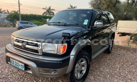 Nunua Ilio tumika Toyota Surf Nyeusi Gari ndani ya Maputo nchini Maputo