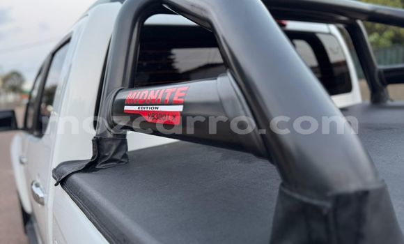 Tenga Tsaru Isuzu KB Chena Mota in Maputo in Maputo Tenga Tsaru Isuzu KB Chena Mota in Maputo in Maputo