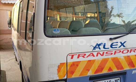 Tenga Tsaru Toyota Coaster Chena Mota in Maputo in Maputo Tenga Tsaru Toyota Coaster Chena Mota in Maputo in Maputo