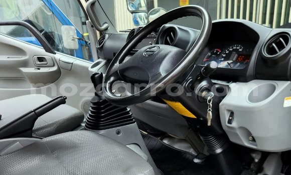 Tenga Tsaru Hino 300 Series Chena Rori in Maputo in Maputo Tenga Tsaru Hino 300 Series Chena Rori in Maputo in Maputo