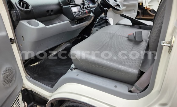 Tenga Tsaru Hino 300 Series Chena Rori in Maputo in Maputo Tenga Tsaru Hino 300 Series Chena Rori in Maputo in Maputo