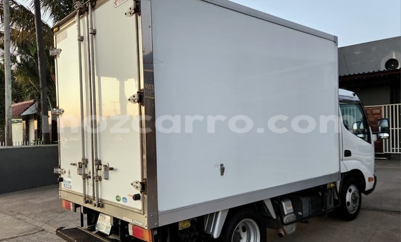 Tenga Tsaru Toyota Dyna Chena Rori in Maputo in Maputo Tenga Tsaru Toyota Dyna Chena Rori in Maputo in Maputo