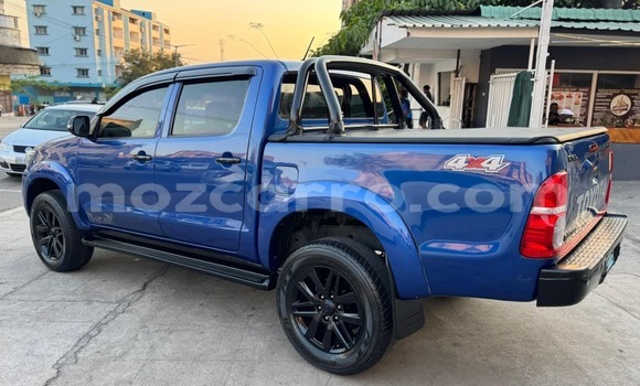 Comprar Usado Toyota Hilux Azul Carro em Maputo em Maputo Comprar Usado Toyota Hilux Azul Carro em Maputo em Maputo