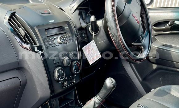 Comprar Usado Isuzu D-MAX Other Carro em Maputo em Maputo Comprar Usado Isuzu D-MAX Other Carro em Maputo em Maputo