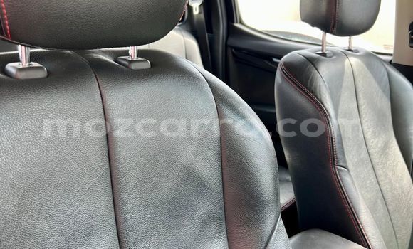 Comprar Usado Isuzu D-MAX Other Carro em Maputo em Maputo Comprar Usado Isuzu D-MAX Other Carro em Maputo em Maputo