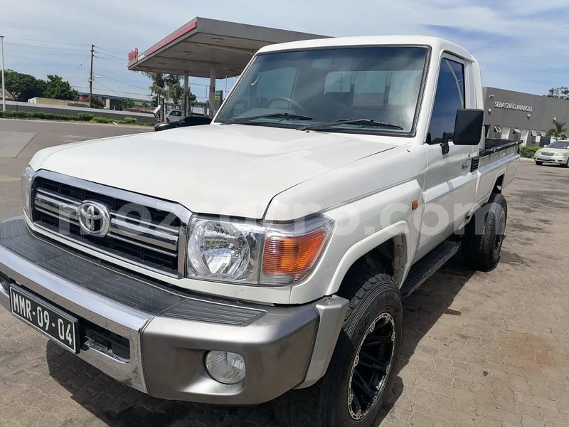 Big with watermark toyota land cruiser maputo maputo 40433
