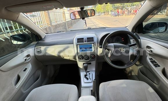 Buy Used Toyota Axio Silver Car in Maputo in Maputo Buy Used Toyota Axio Silver Car in Maputo in Maputo