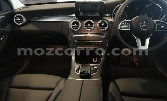 Comprar Usado Mercedes‒Benz C-Class Branco Carro em Maputo em Maputo Comprar Usado Mercedes‒Benz C-Class Branco Carro em Maputo em Maputo