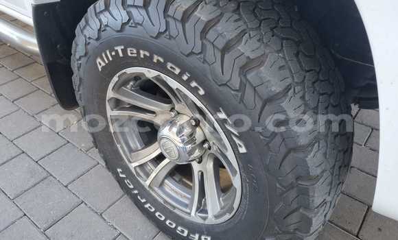 Buy Used Mazda BT-50 White Car in Mabalane in Gaza Buy Used Mazda BT-50 White Car in Mabalane in Gaza