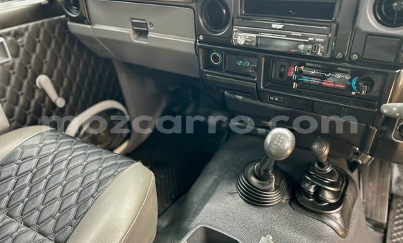 Buy Used Toyota Land Cruiser Black Car in Beira in Sofala Buy Used Toyota Land Cruiser Black Car in Beira in Sofala